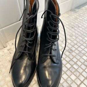 Joan & David Black Lace up Boots 37.5 Brand new